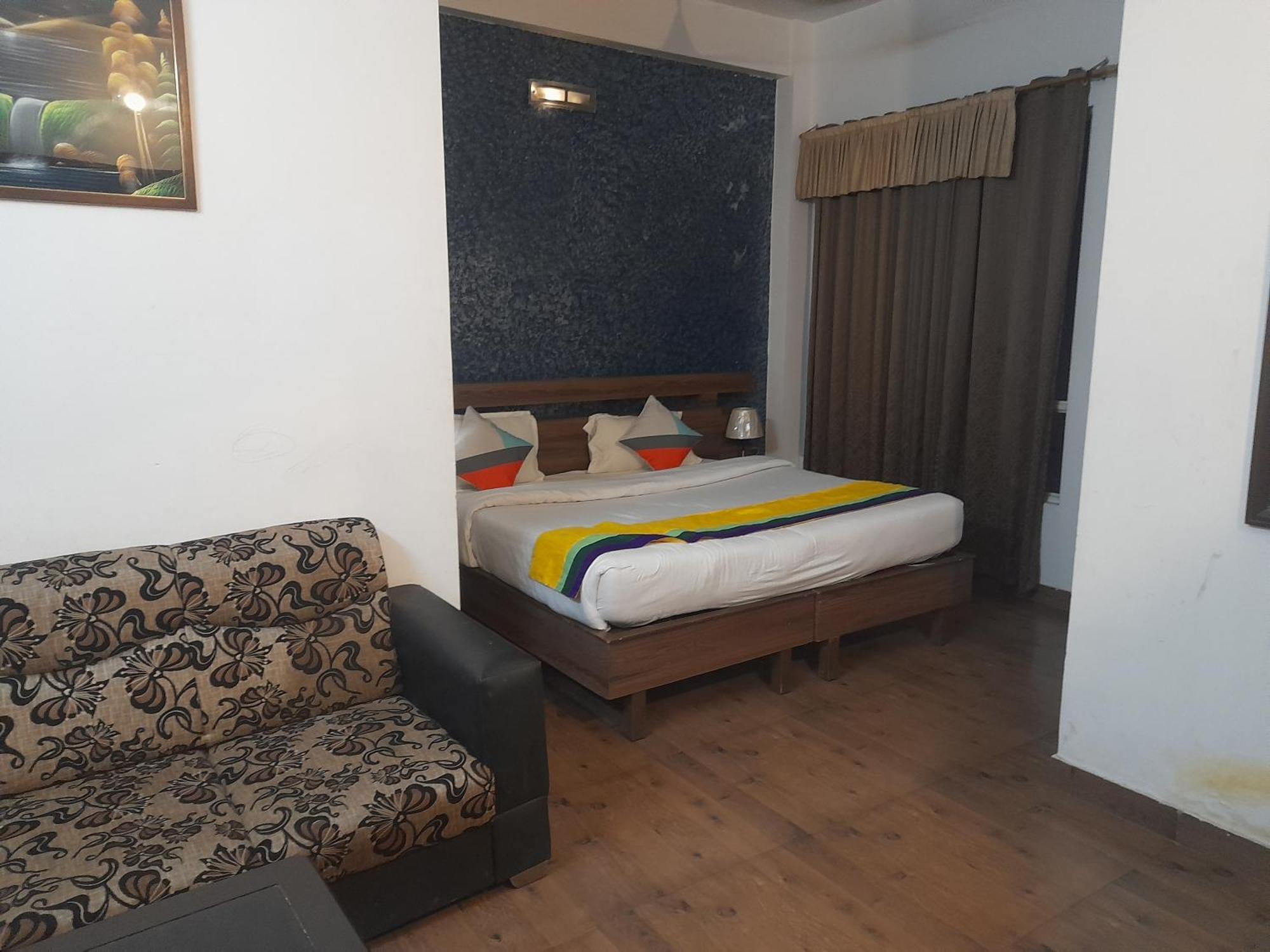 Hotel Global Inn -1 Km From Railway Station - Lift Food And Free Parking Lucknow Zewnętrze zdjęcie